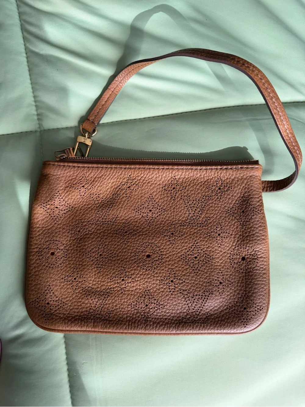 Louis Vuitton great condition monogram mahina leather Selene PM caramel handbag